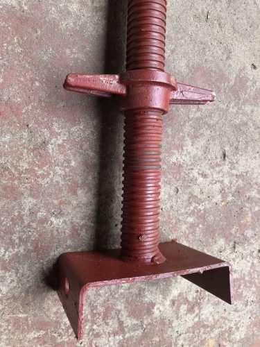 Chọn mua kích tăng giàn giáo